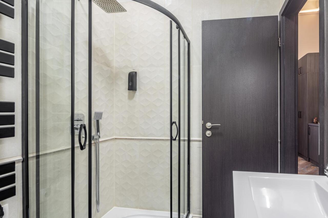Luxurious Apartment 2Min Walk To Basilica Будапеща Екстериор снимка