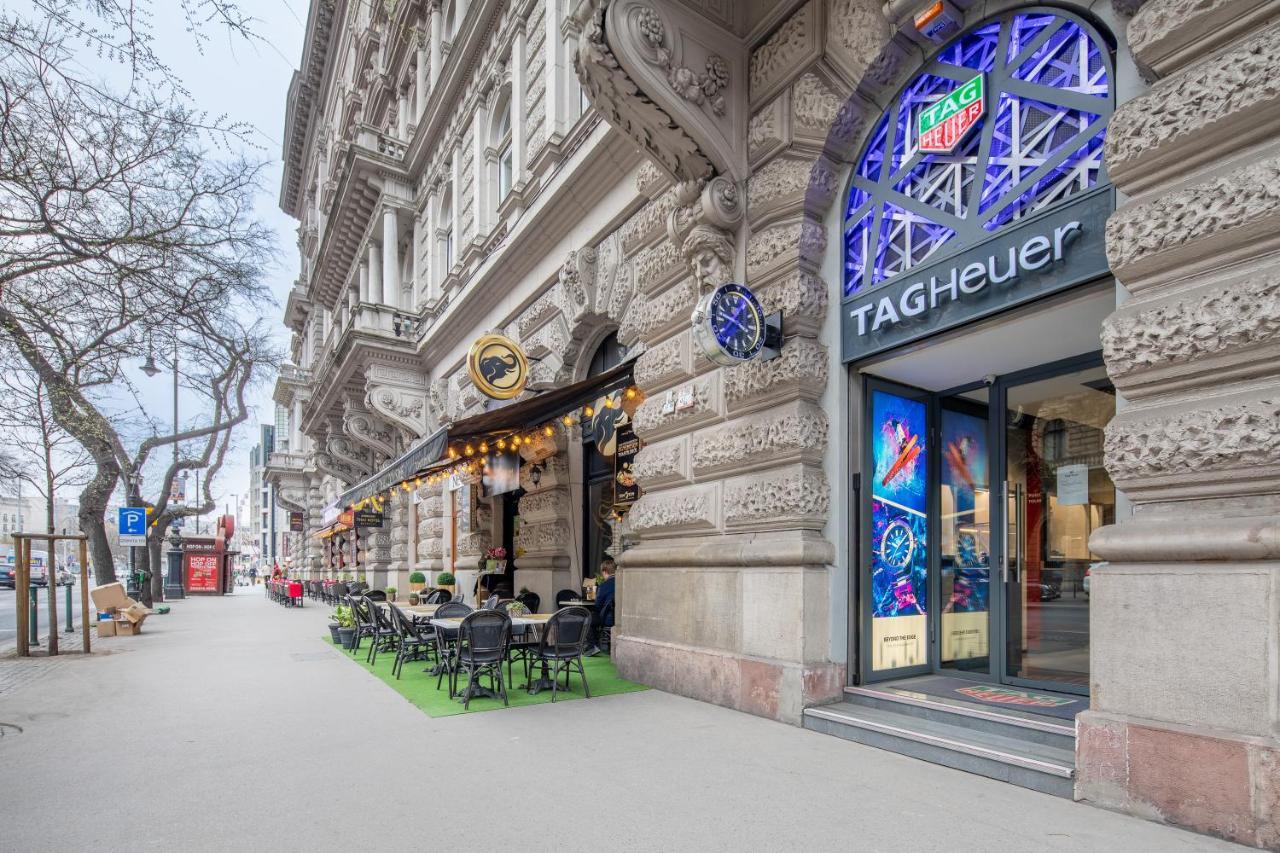 Luxurious Apartment 2Min Walk To Basilica Будапеща Екстериор снимка